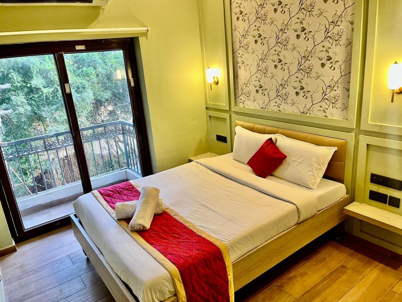 Hotel Castle Manor - Auroville Beach Pondicherry Exterior photo